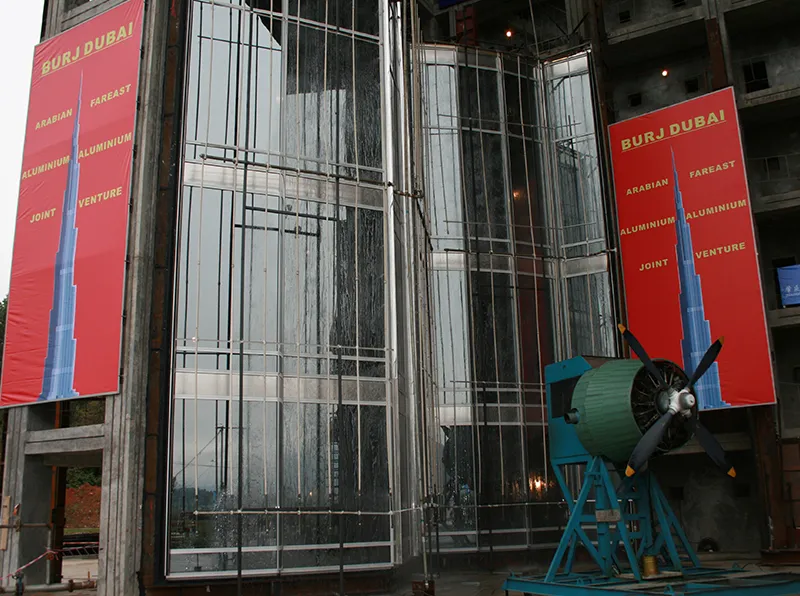 迪拜塔幕墙测试