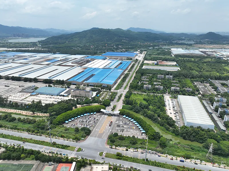 亚铝工业城一号门航拍